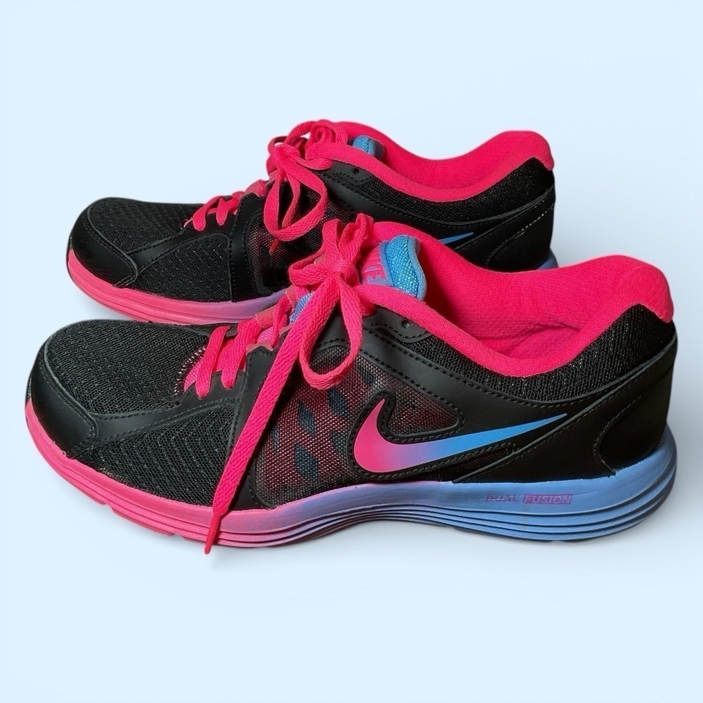 Nike Dual Fushion St3 running sneakers women's size 8 Pink gray athletic shoes